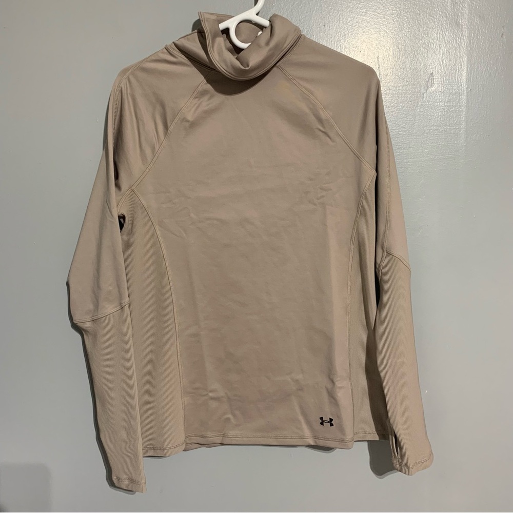 Under Armour ColdGear Women's Size M Misty Purple Infrared Funnel Neck Top $80‎